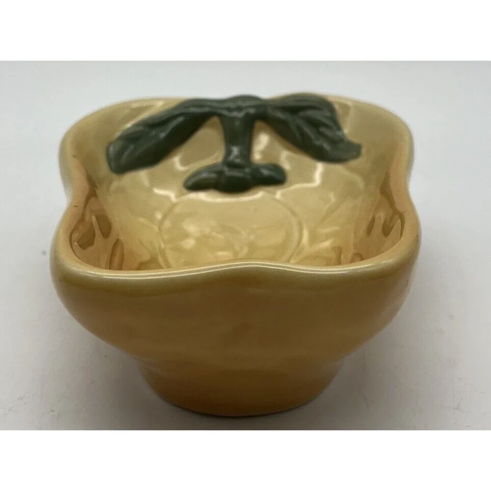 Williams Sonoma Yellow Bell Pepper Dipping Bowl trinket